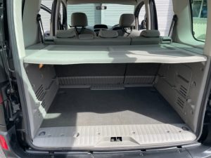 2010 Renault Kangoo Auto 1.6cc Front passenger seat Milford person lift fitted.