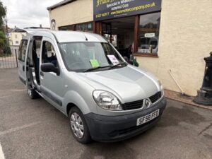 2008.Allied 'Autograph' Kangoo Automatic/AC/Winch/36,500 miles /seats 5 or 3 + Wheelchair/Ulez free